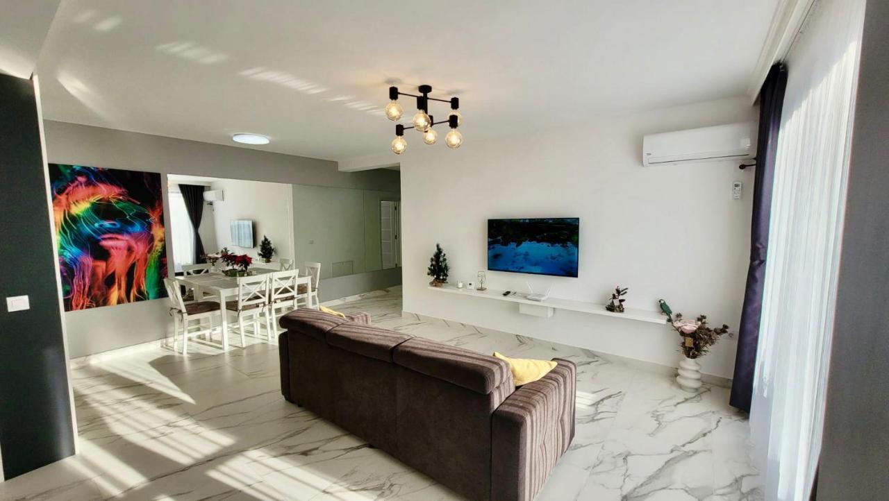 Magic Mirror Apartment ซาตูมาเร ภายนอก รูปภาพ