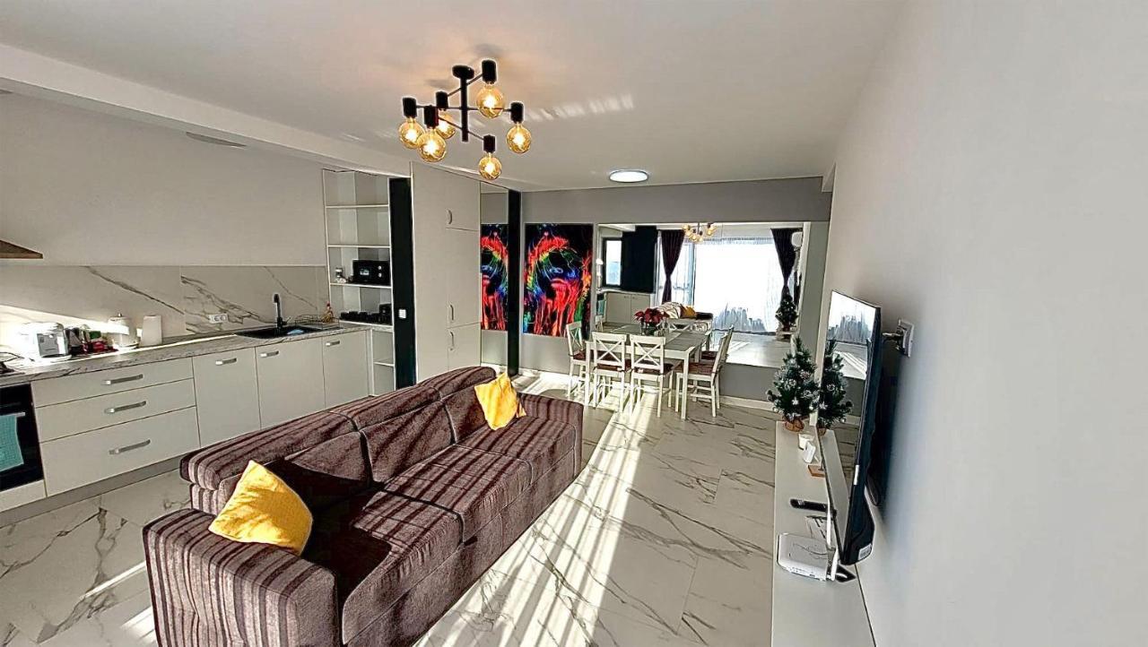 Magic Mirror Apartment ซาตูมาเร ภายนอก รูปภาพ